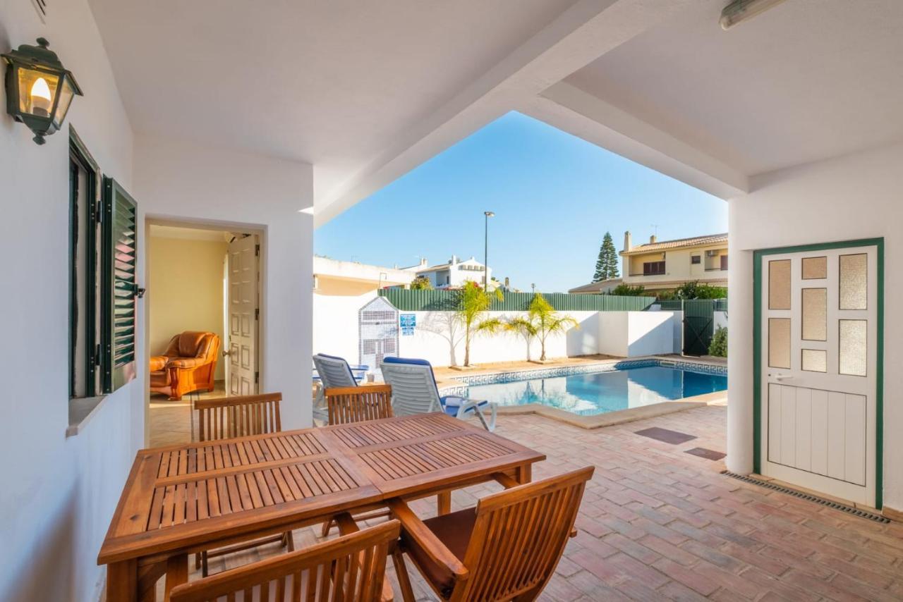 Villa Sequeira - Private Pool - Free Wifi - By Bedzy 阿尔布费拉 外观 照片