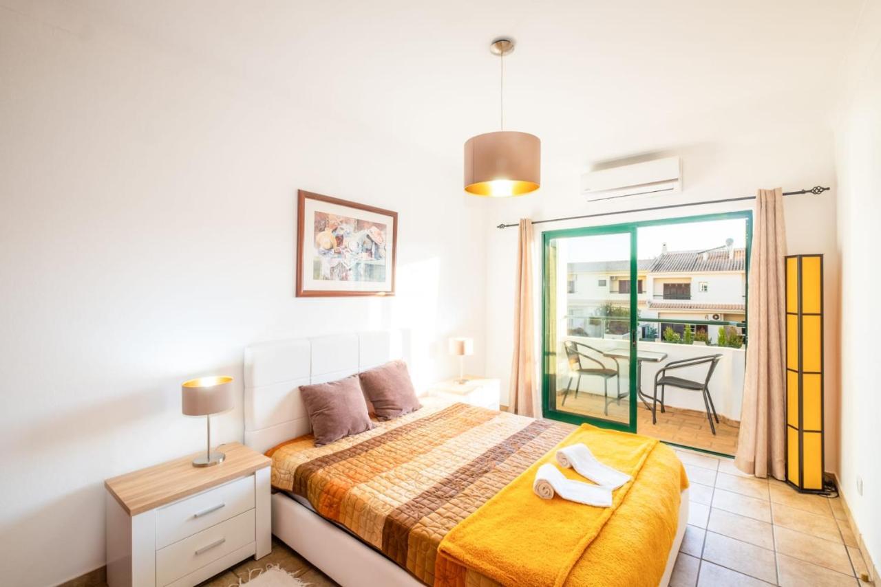 Villa Sequeira - Private Pool - Free Wifi - By Bedzy 阿尔布费拉 外观 照片
